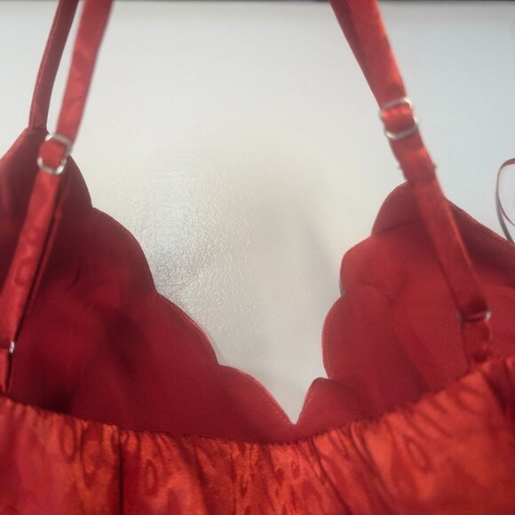 Socialite Size Small Red Satin Jumper - Picture 6 of 16